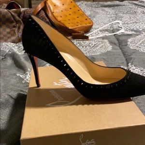 Brand New CHRISTIAN LOUBOUTIN “anjalina”